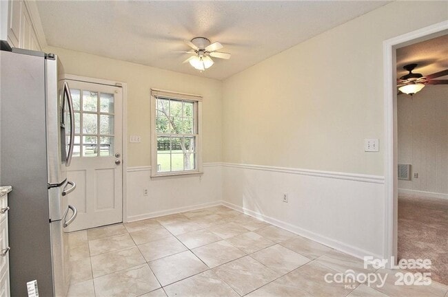 Building Photo - 1708 Lawton Bluff Rd
