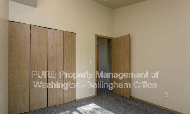 Building Photo - 2132 Harris Ave