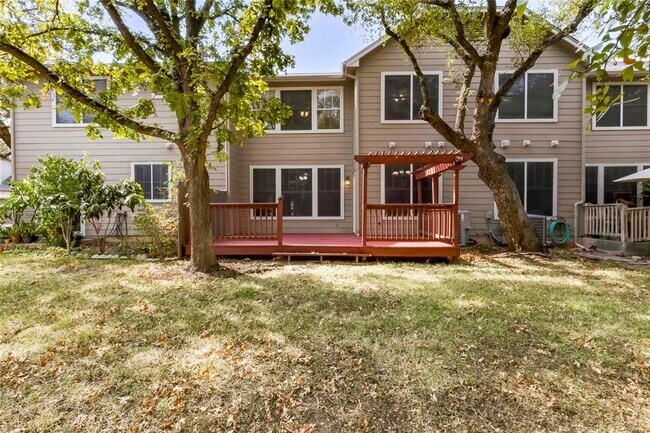 Building Photo - 4501 Whispering Valley Dr