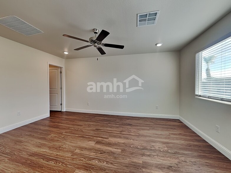 Building Photo - 5623 Lighting Hope Ct