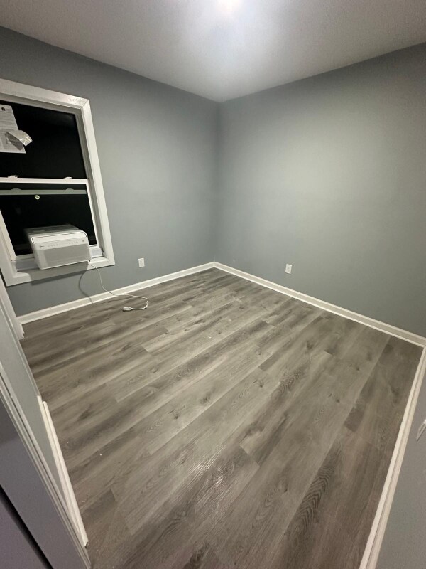 Building Photo - 288 Lawndale Dr