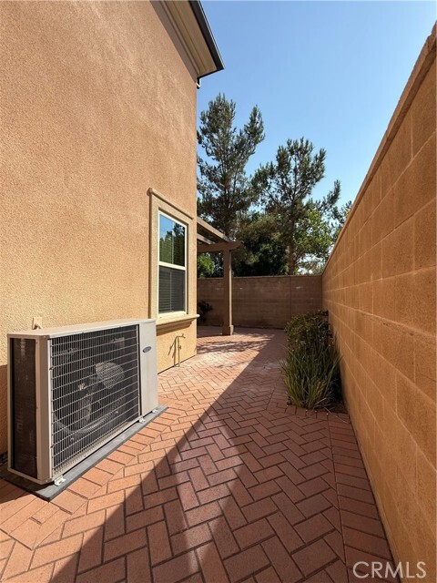 Building Photo - 22 Oakfield