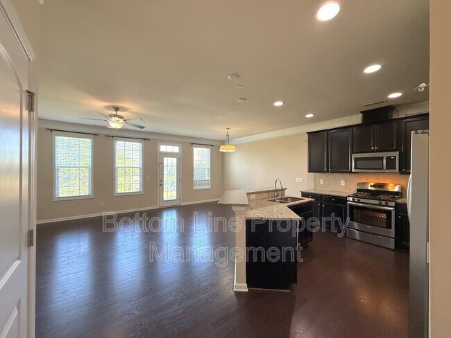 Building Photo - 9625 Camberley Ave NW
