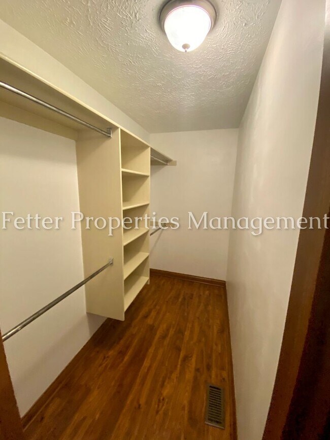 Building Photo - Beautiful 3 Bedroom Northside Home!