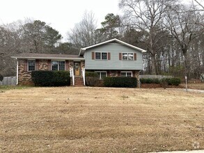 Building Photo - Beautiful Home