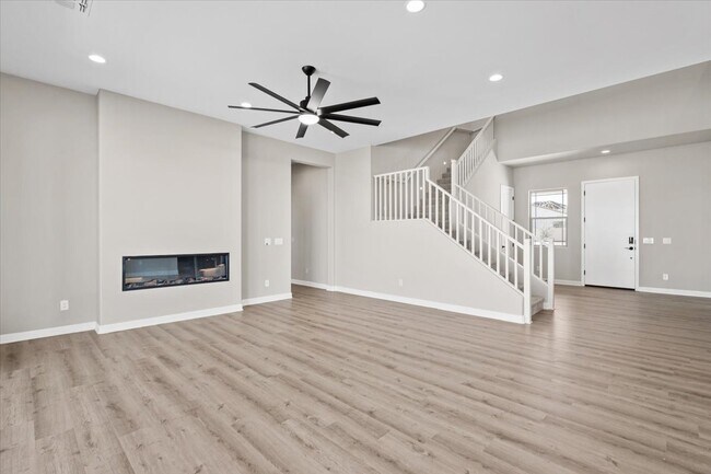 Building Photo - 35763 Geode Wy
