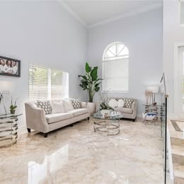 Building Photo - 14755 SW 123rd Ave