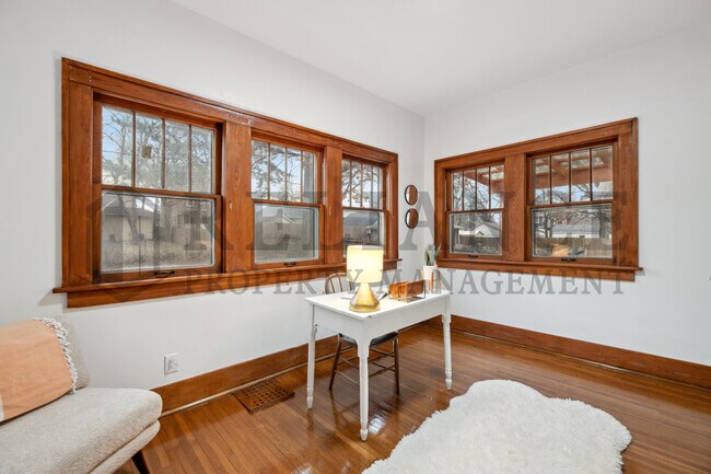 Building Photo - 236 N Holyoke St