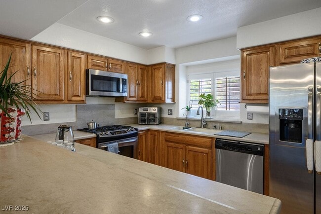 Building Photo - 9357 Golden Timber Ln