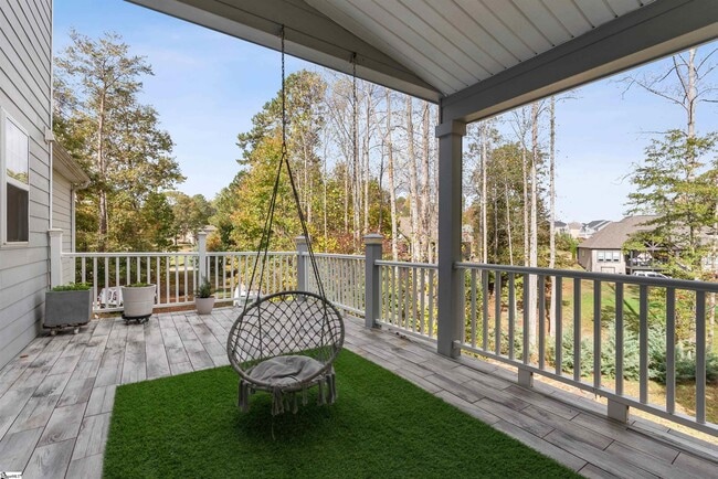 Building Photo - 154 S Lake Emory Dr