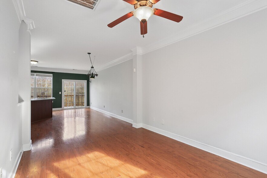 Building Photo - 503 Saint Jules Ln