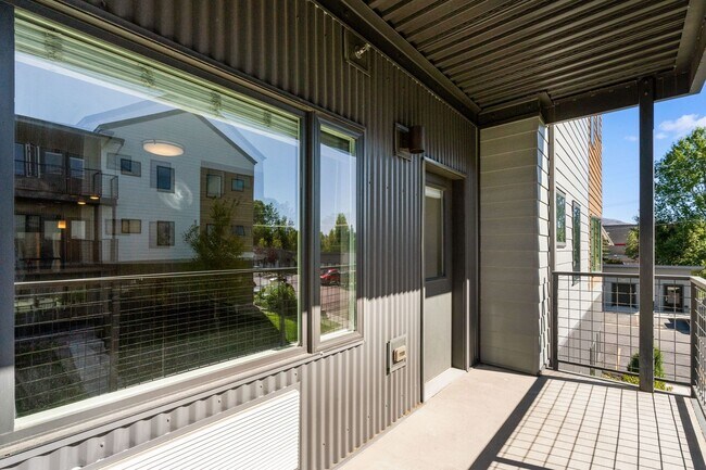 Building Photo - Explorer Units-2 Bedroom 1 Bathroom *Rent ...