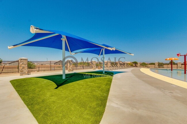 Building Photo - 2035 W Gold Dust Ave