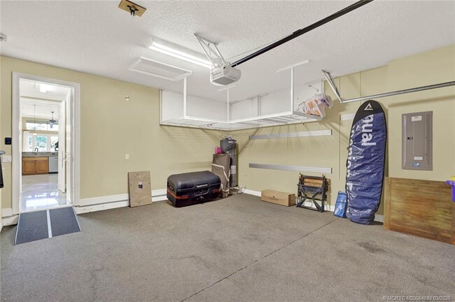 Building Photo - 2434 SW Island Creek Trail