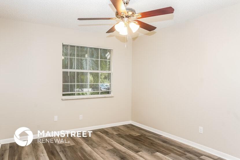 Building Photo - 6576 4th Ln