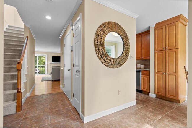 Building Photo - 103 The Arbors