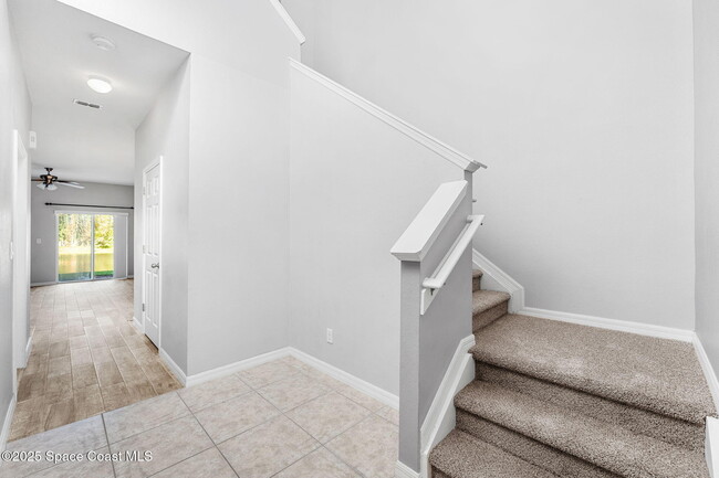 Building Photo - 2685 Revolution St