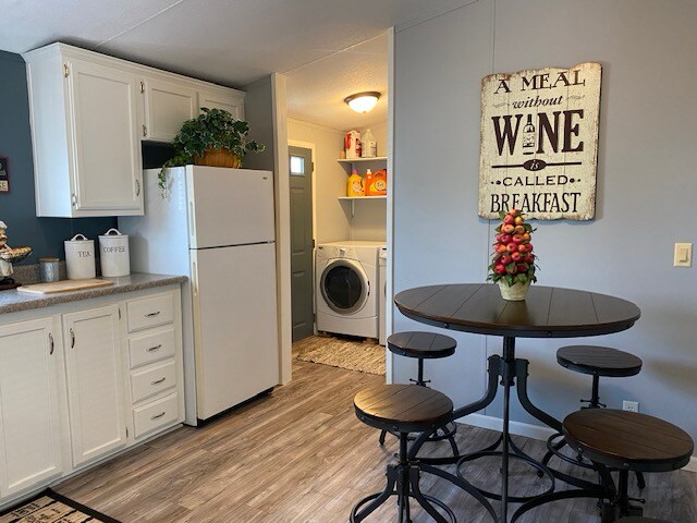 Building Photo - 713 Diamond Loop