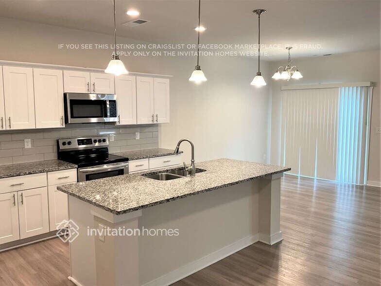 Building Photo - 3023 Ayana Dr