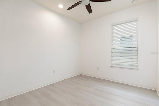 Building Photo - 488 Rocky Grv Ln