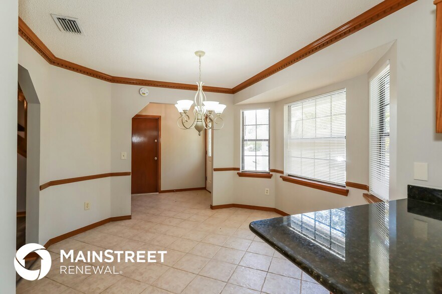 Building Photo - 6115 Jamaica Ct