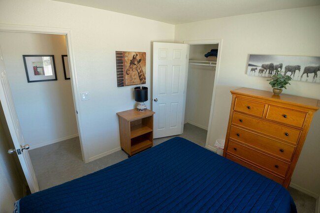 Building Photo - 26994 E Lucia Dr