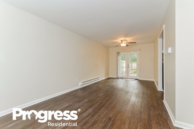 Building Photo - 508 Loch Lomond Dr