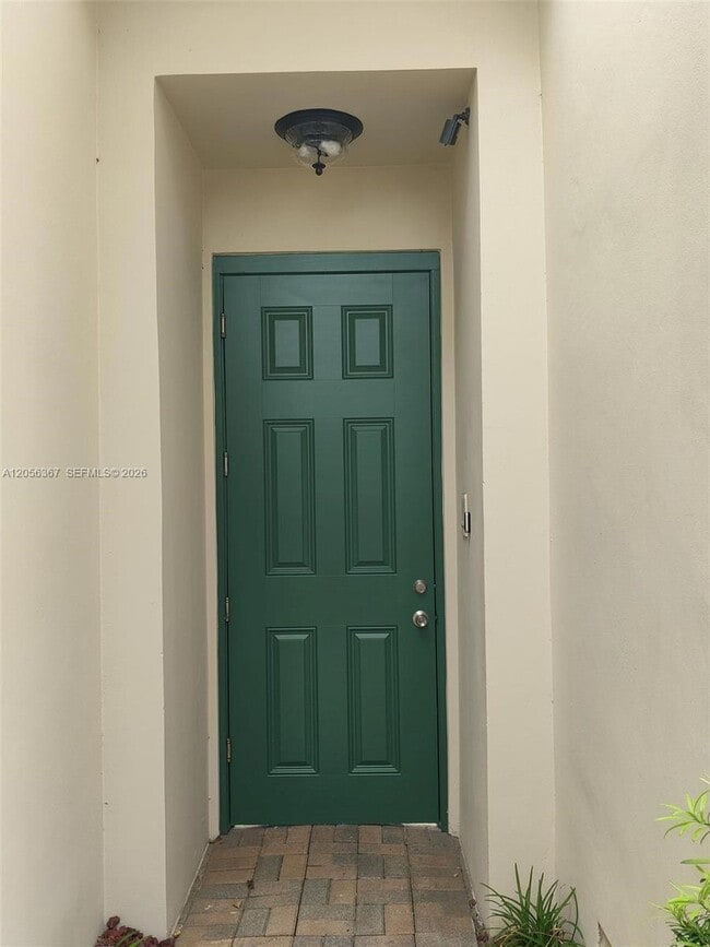 Building Photo - 17276 Bermuda Village Dr