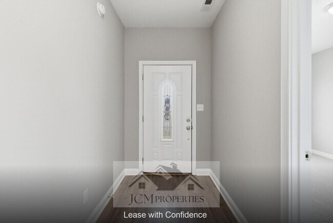 Building Photo - 925 Dawson Creek Way