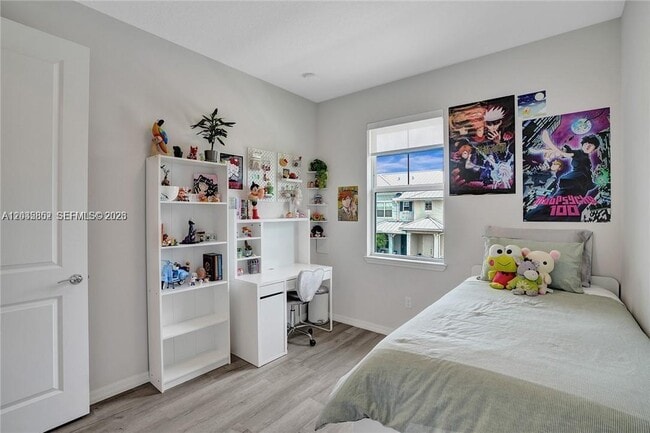 Building Photo - 5140 Eucalyptus Dr