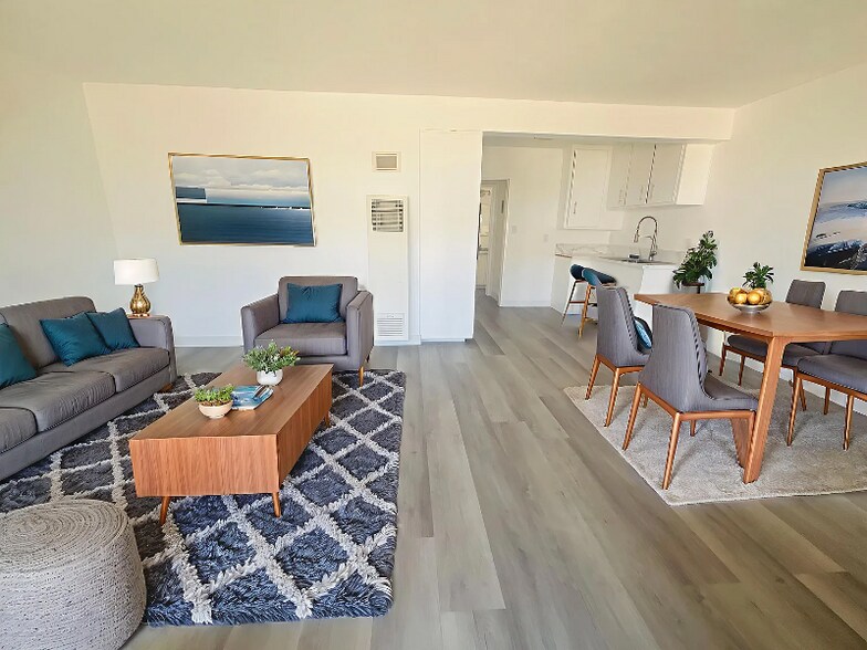 Building Photo - 9371 Cellini Ave