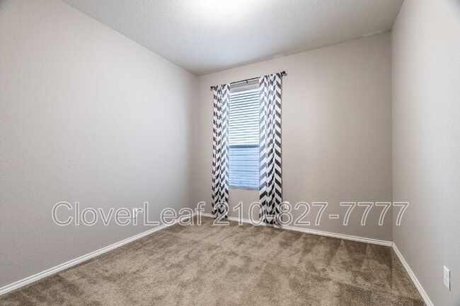 Building Photo - 9528 Madison Creek