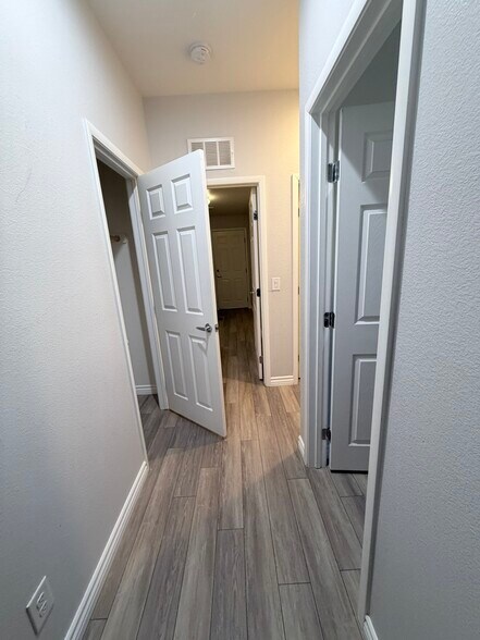 Downstairs Hallway - 9494 Alma Ridge Ave