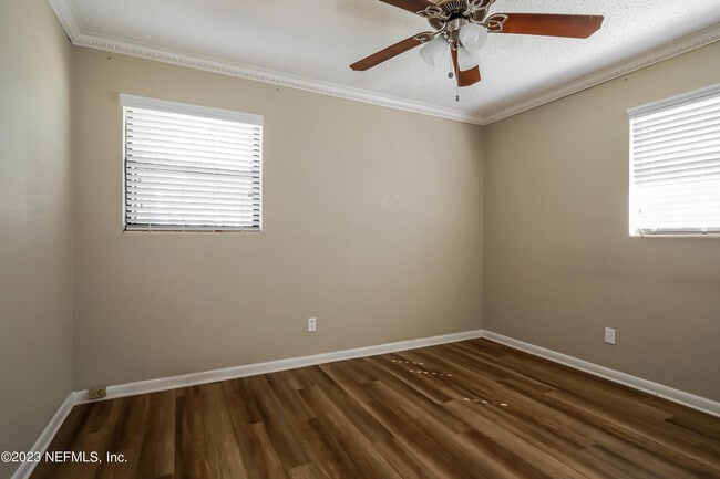 Building Photo - 2233 Bourget Dr