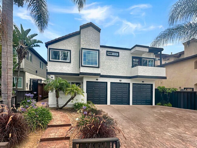 Primary Photo - Beautiful 2BD/2BA Condo in North Park W/ C...