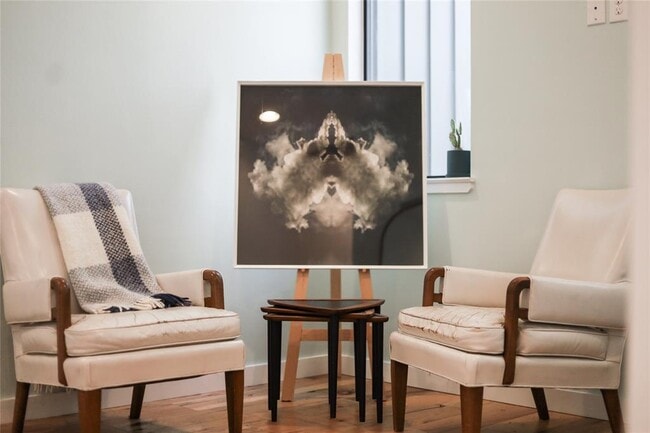 Building Photo - 2709 E 14th St