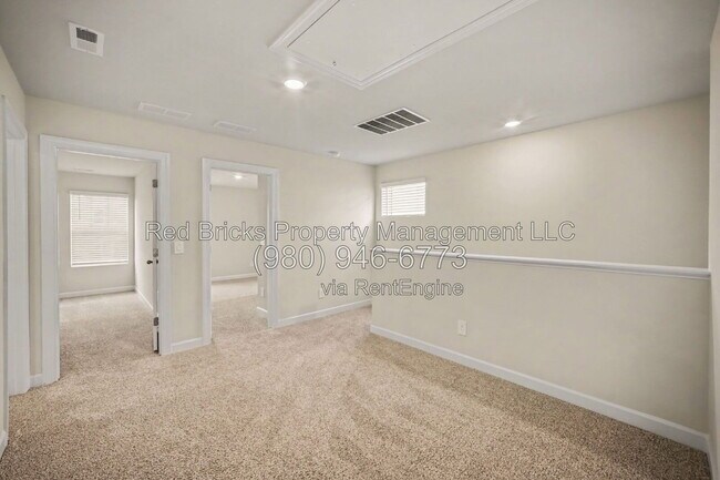 Building Photo - 2070 Old Rivers Rd