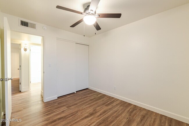 Building Photo - 3521 W Detroit St