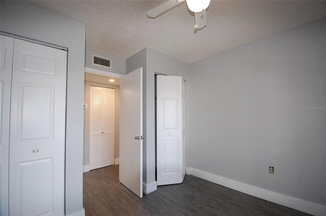 Building Photo - 1258 Pine Ridge Cir W