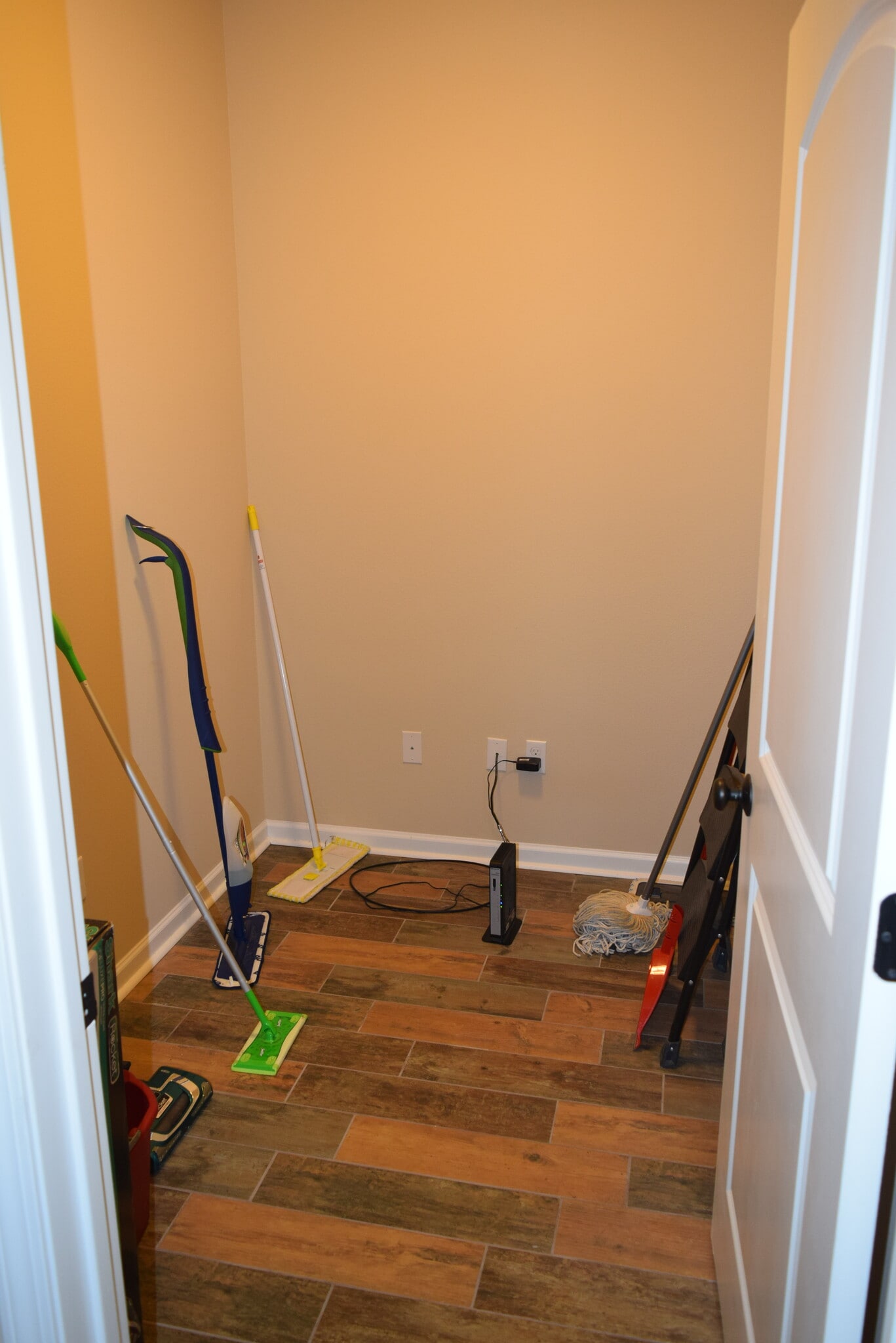 Office Room - 113 Green Mountain Ridge Street