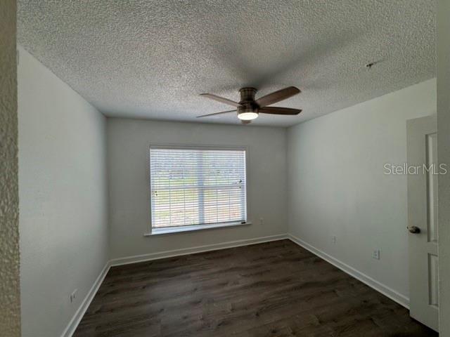 Building Photo - 2031 Dixie Belle Dr