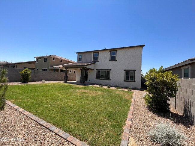 Building Photo - 23036 E Escalante Rd