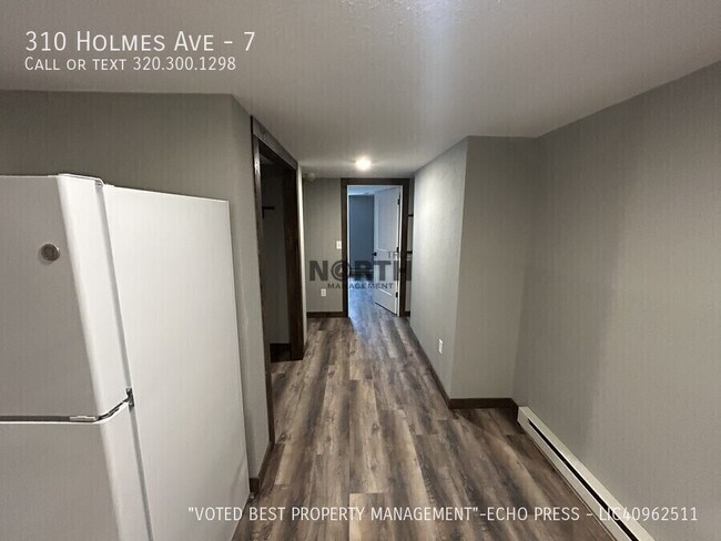 Building Photo - 310 Holmes Ave