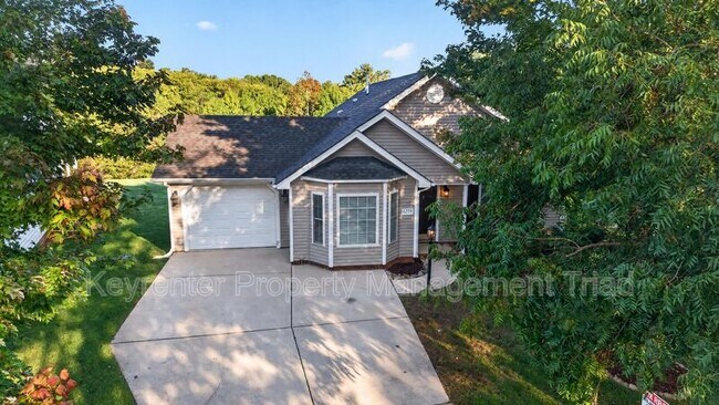 Building Photo - 6219 Black Willow Dr