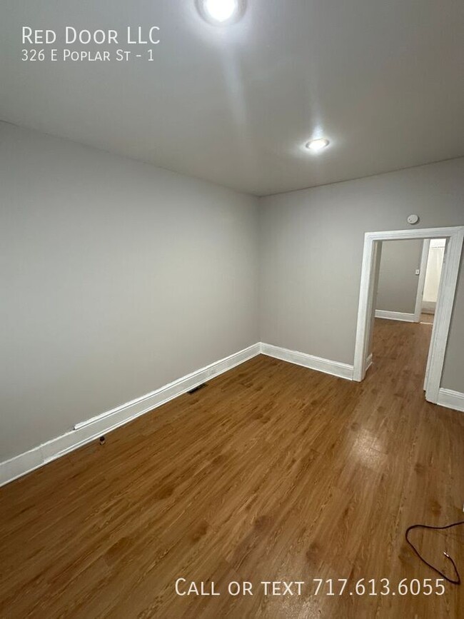 Building Photo - Cozy 1 bd in York city with off street par...