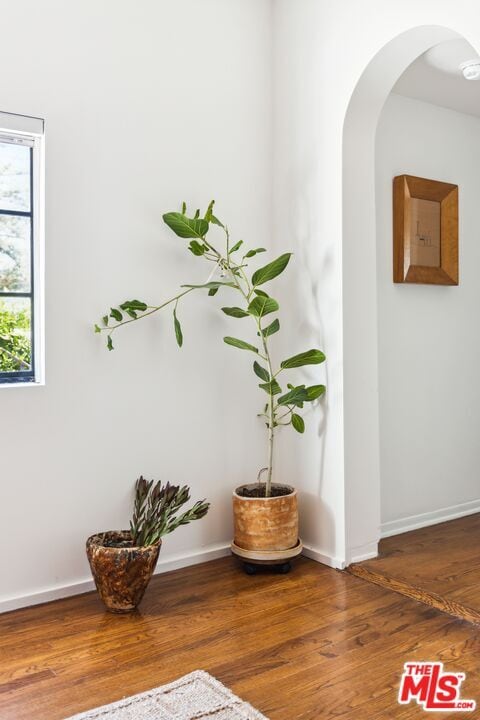 Building Photo - 2055 W Silver Lake Dr