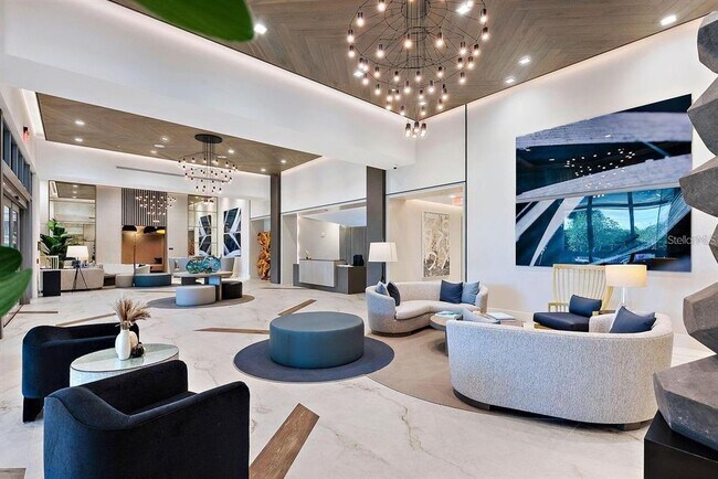 Building Photo - 301 1st St S