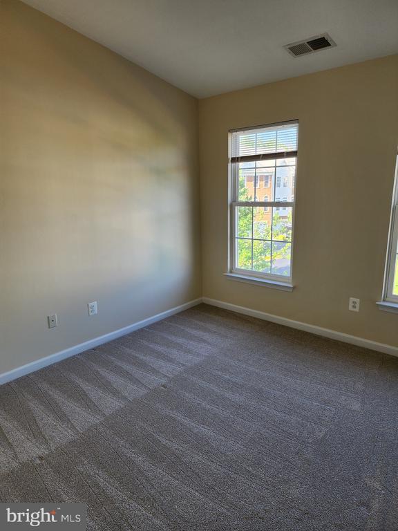 Building Photo - 119 Misty Pond Terrace