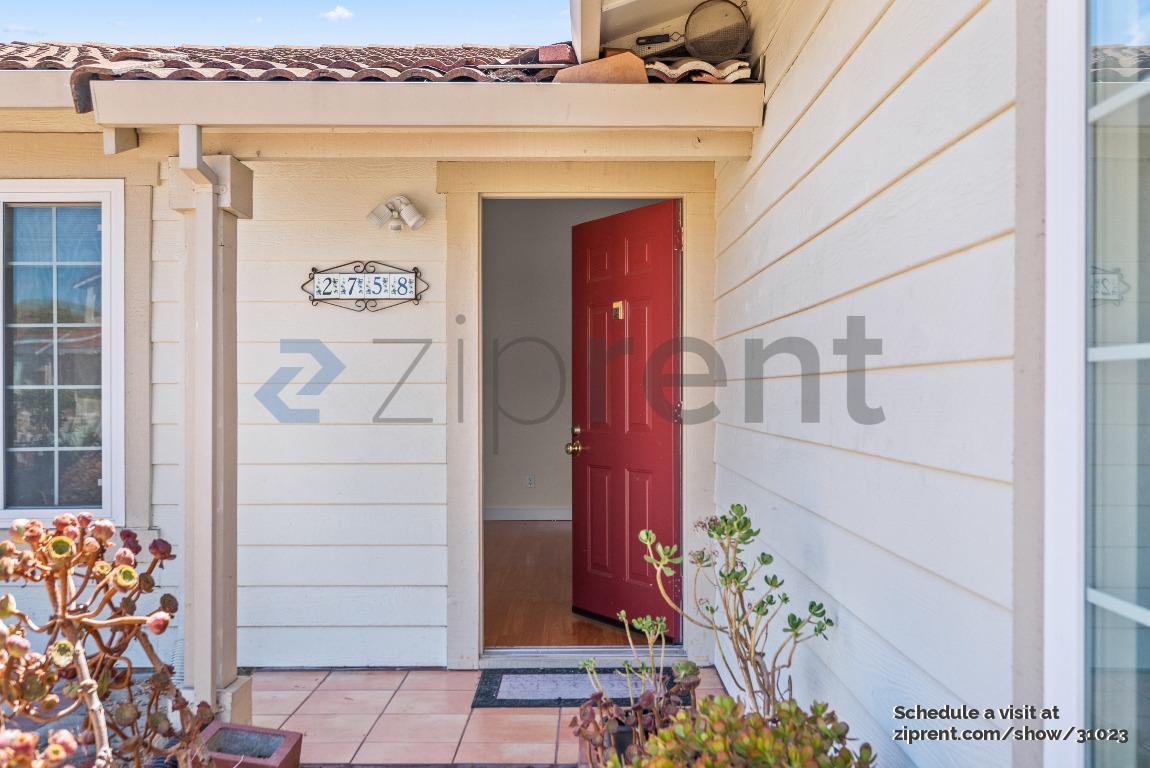 Building Photo - 2758 Croft Dr