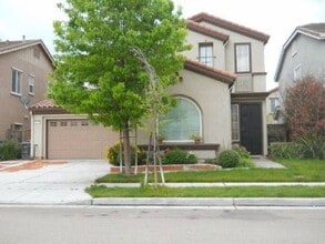 Building Photo - Lathrop 5 Bedroom 3 Bathroom Home